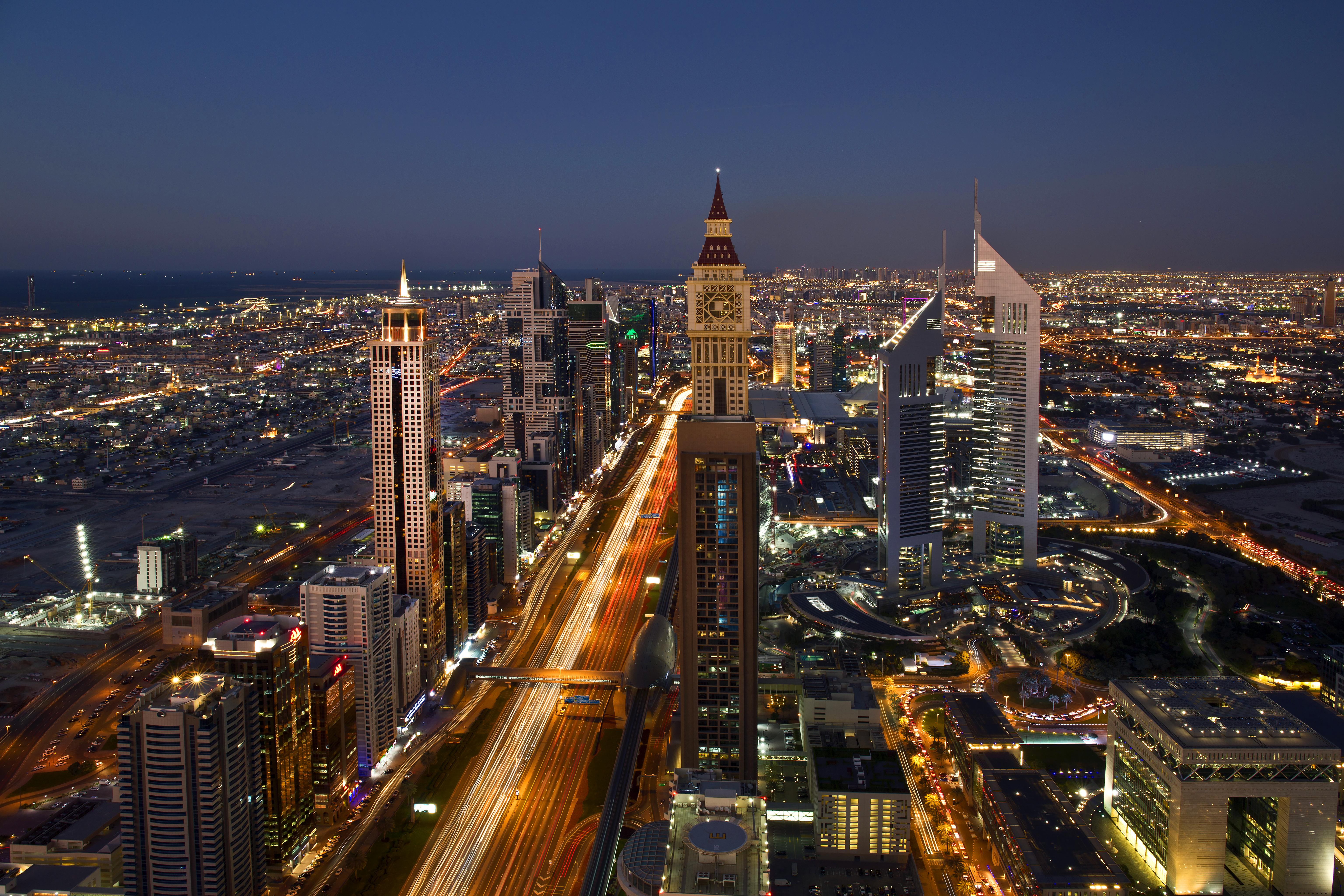 The Tower Plaza Hotel Dubai Exterior foto