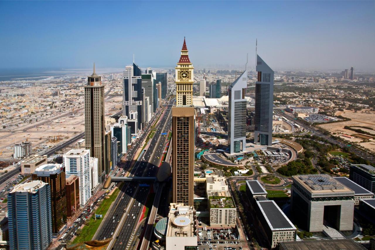 The Tower Plaza Hotel Dubai Exterior foto